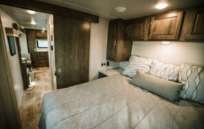 Unclassified image, 2 of 21, button - Modern Camper with Kitchen, Shower & A/C in Lake George (Lake George)