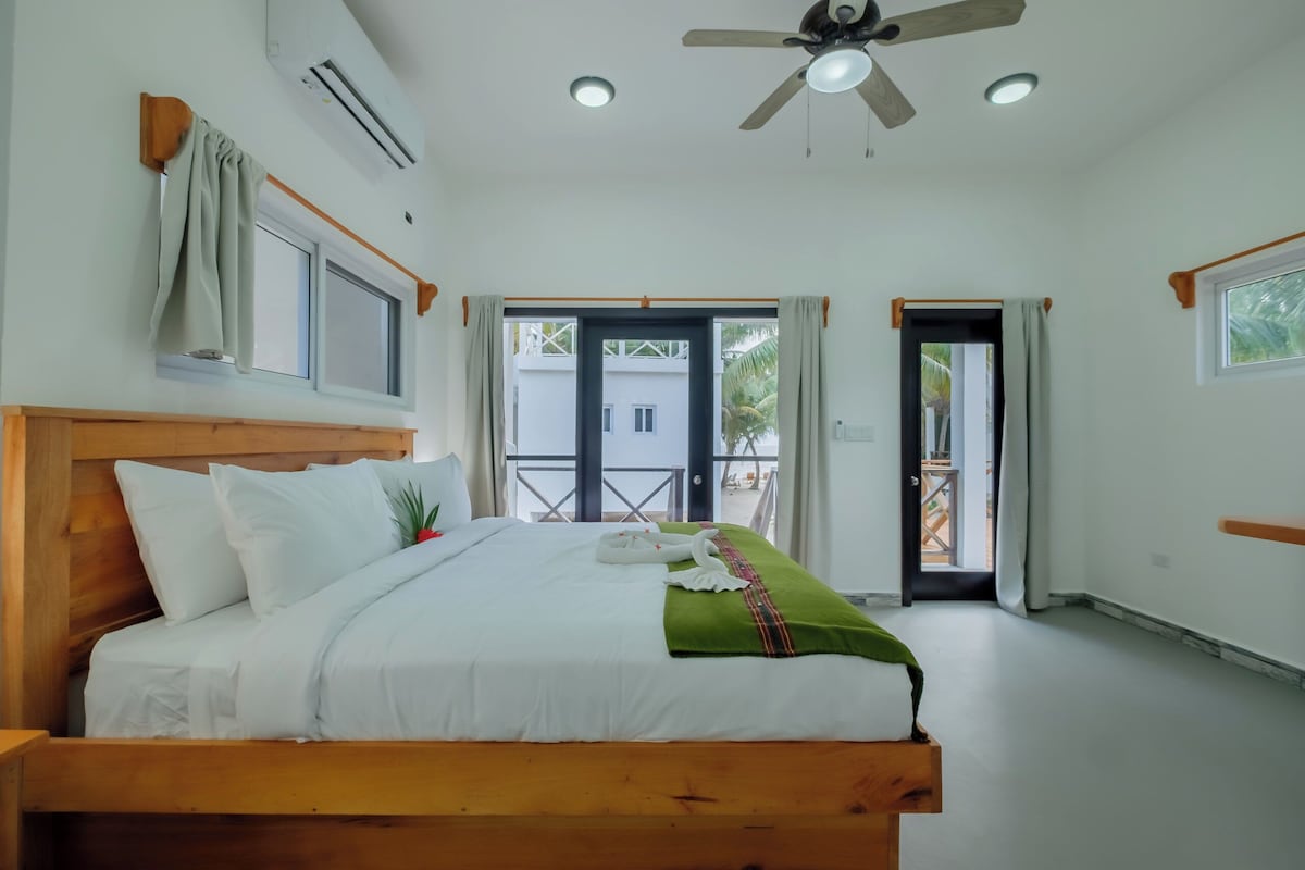In-room safe, laptop workspace, blackout curtains, soundproofing