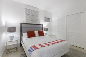 Room - Private Mansion - Pool - Mins to Beach (Hollywood)
