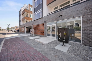 Exterior - Brand New 2 Bedrooms 2 Full Baths Condo! (Seaside heights)