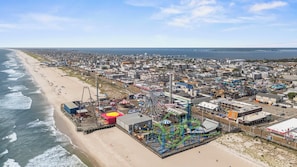 Beach - Brand New 2 Bedrooms 2 Full Baths Condo! (Seaside heights)