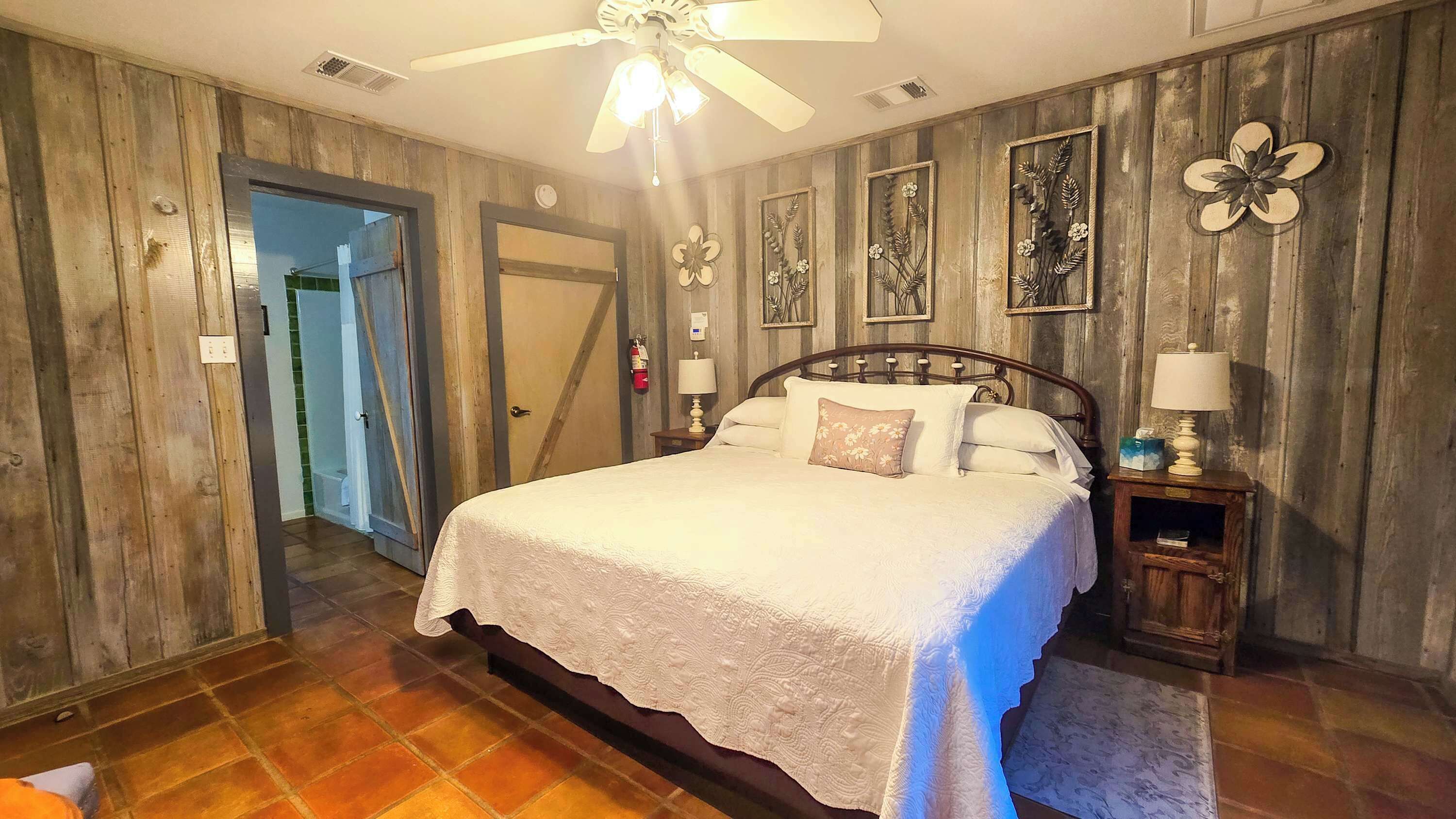 Studio, 1 King Bed, Pets Not Allowed, Garden View (Sonora)