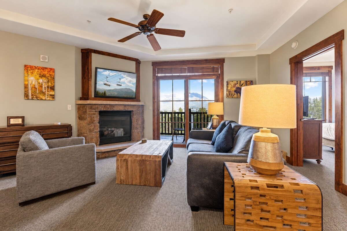 Condo, 2 Bedrooms (Crystal Peak Lodge 7204) | Living area