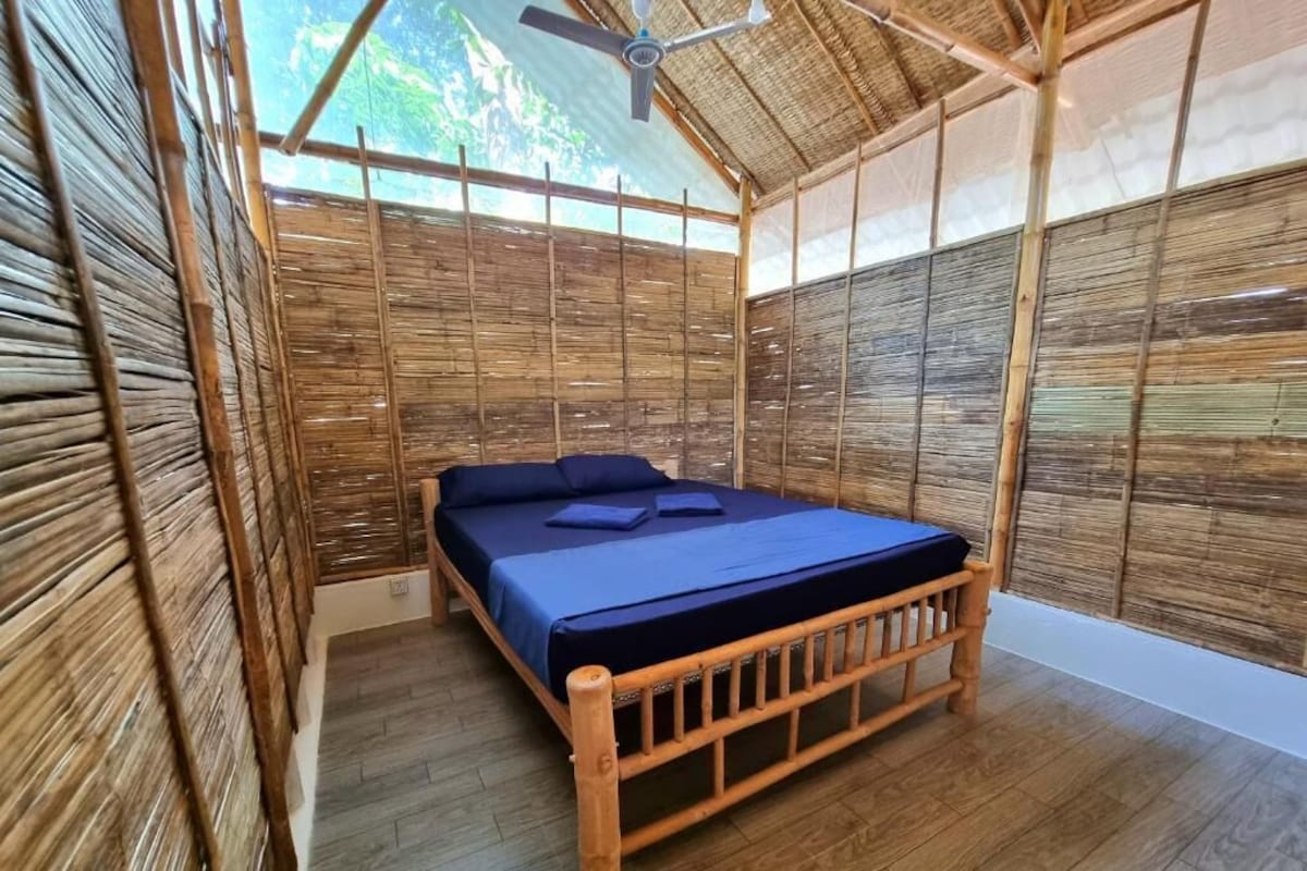 Familie bungalow | Een kluis op de kamer