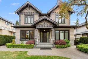 Exterior - Cozy Private Room • South Cambie Vancouver (Vancouver)