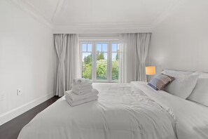 Room - Cozy Private Room • South Cambie Vancouver (Vancouver)