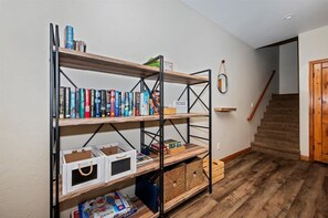 Games room - Summit Timber | 3-Min Walk to Snow Summit (Big Bear Lake)