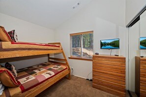 Room - Summit Timber | 3-Min Walk to Snow Summit (Big Bear Lake)