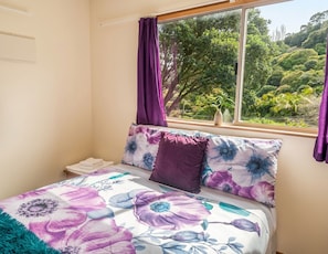 Unclassified image, 4 of 12, button - Peaceful & private retreat in the heart of Thames (Thames)