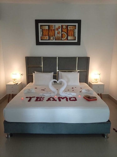 Casa Hotel Amantra 