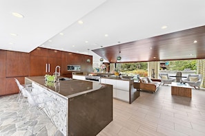 Private kitchen - Sun-Drenched Coastal Haven with Private Pool (Newport Beach)