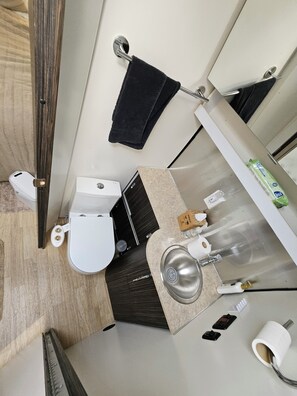 Bathroom - Cute and Cozy Airstream (Malibu)