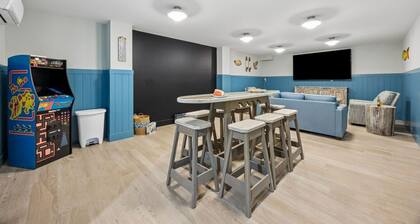 Fin & Tonic | Brand New Oceanfront Beach House | Hot Tub | Elevator | EV Charger | Sleeps 18