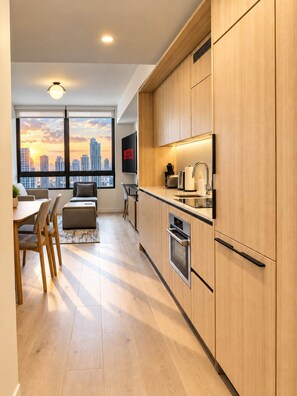 Private kitchen - Spacious 1BR Condo in Downtown Miami | Sleep 4  | Free Parking (Miami)
