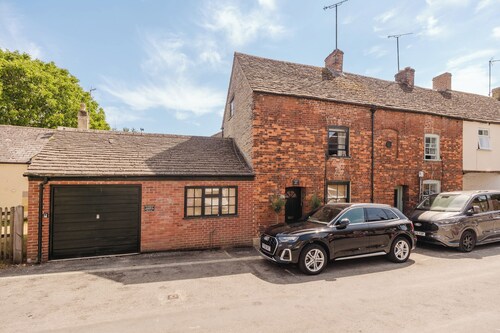 Beautiful Cottage in Malmesbury