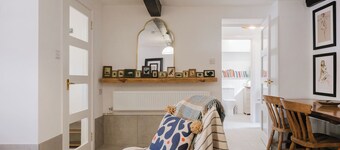 Beautiful Cottage in Malmesbury