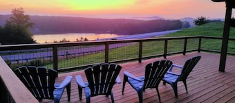 Sunrise over the lake and mountains...