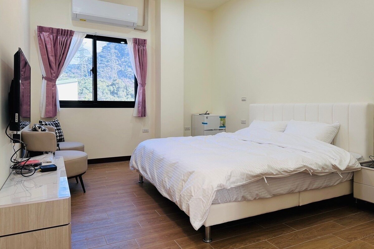 Comfort Double Room, Mountain View
