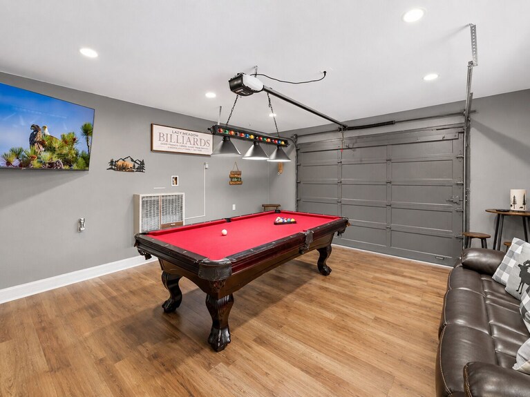 Lazy Meadow - Game On! Cozy Cabin W/ Hot Tub & Pool Table - California
