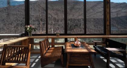 Yueshan Four Seasons Homestay