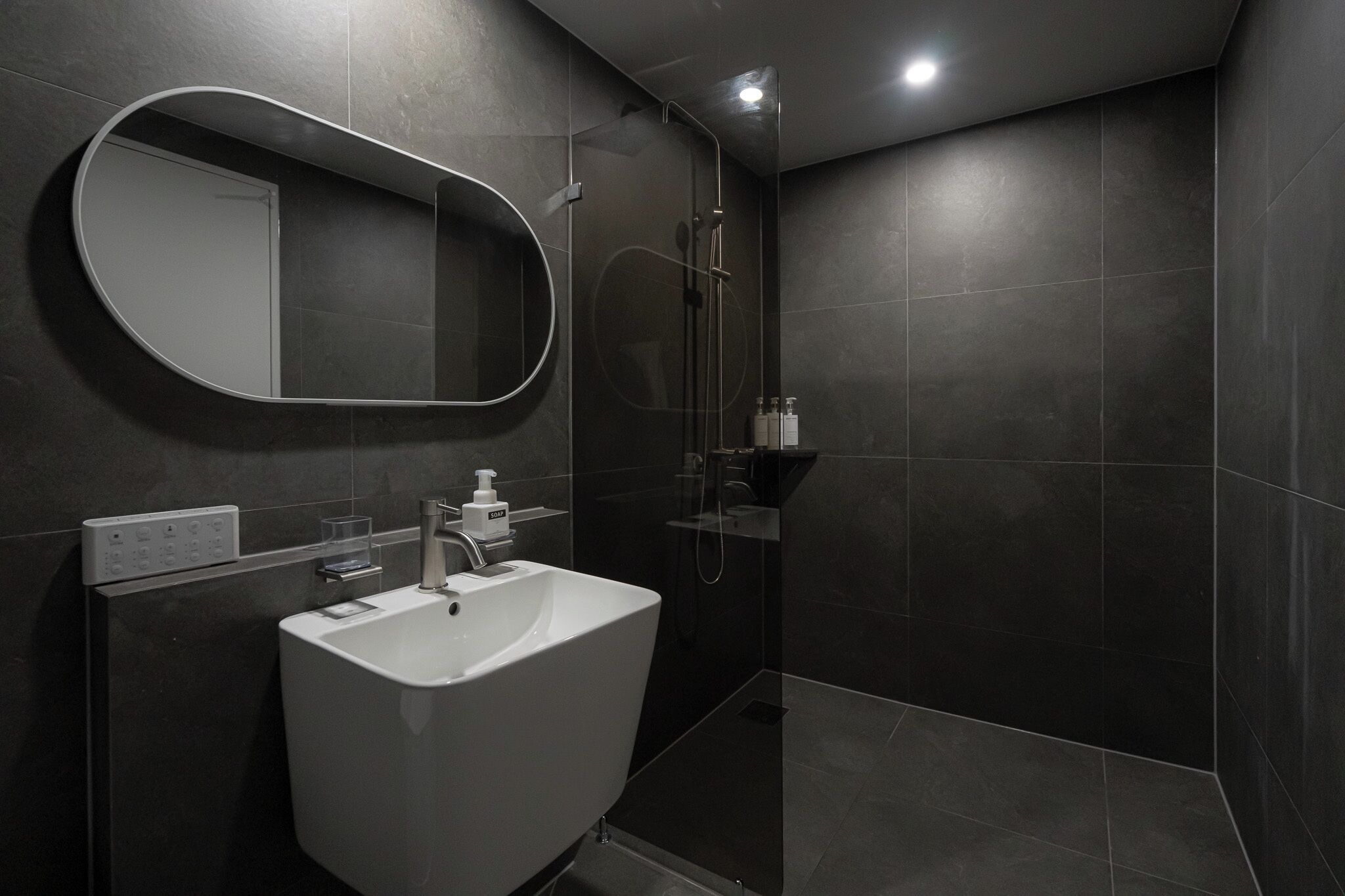 Standard Room | Bathroom