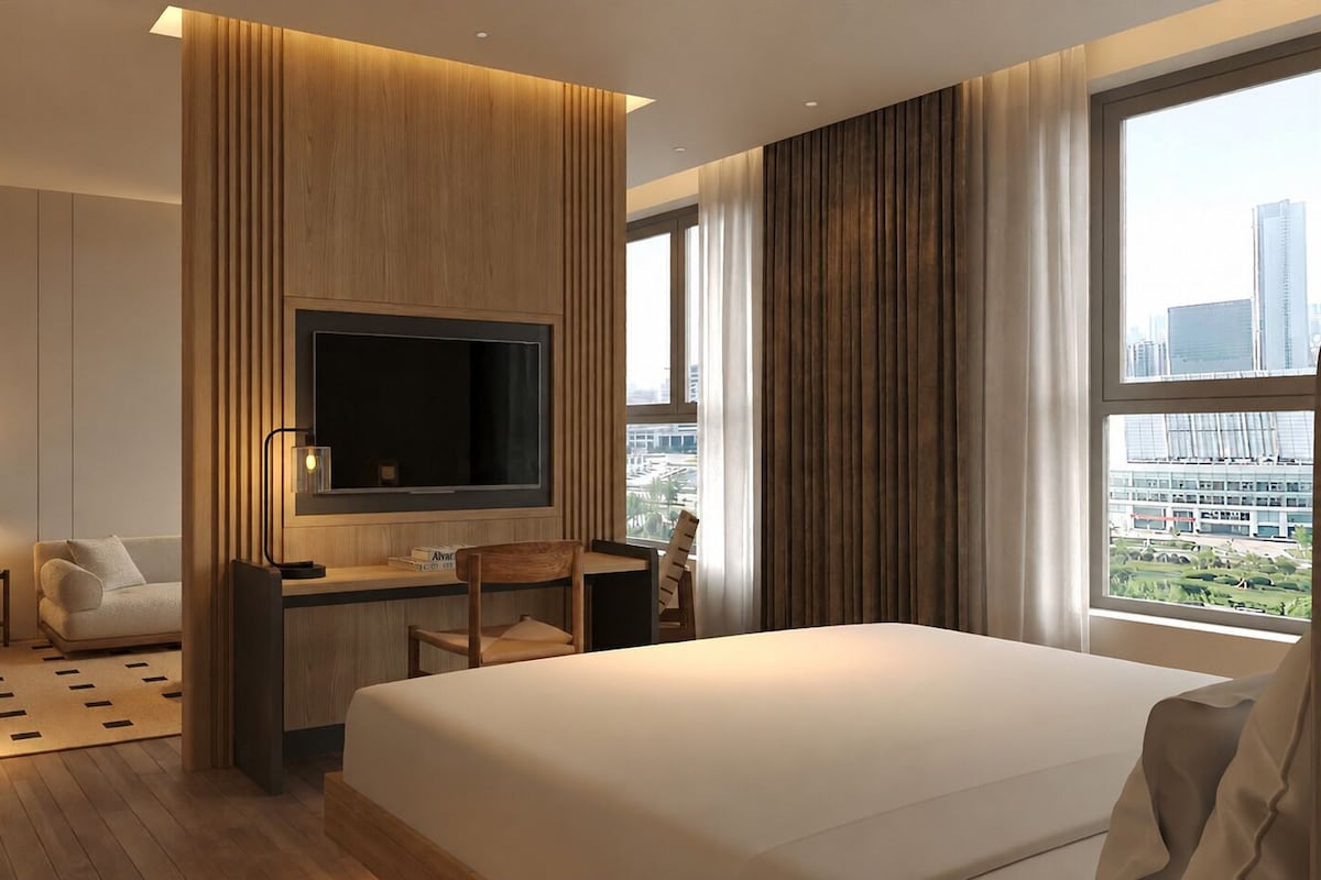 Phòng Suite Deluxe, quang cảnh thành phố | Két bảo mật tại phòng, bàn