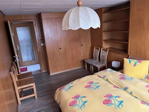 Room - Bärgblick Appartement/Fewo, Bad, WC, 2 Schlafräume 3 Zimmerwohnung by Interhome (Frutigen)