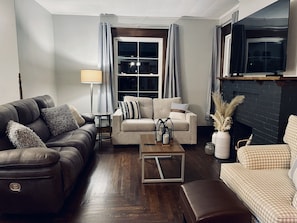 Living area - The Urban Farmhouse Oasis - TV in every bedroom (Akron)