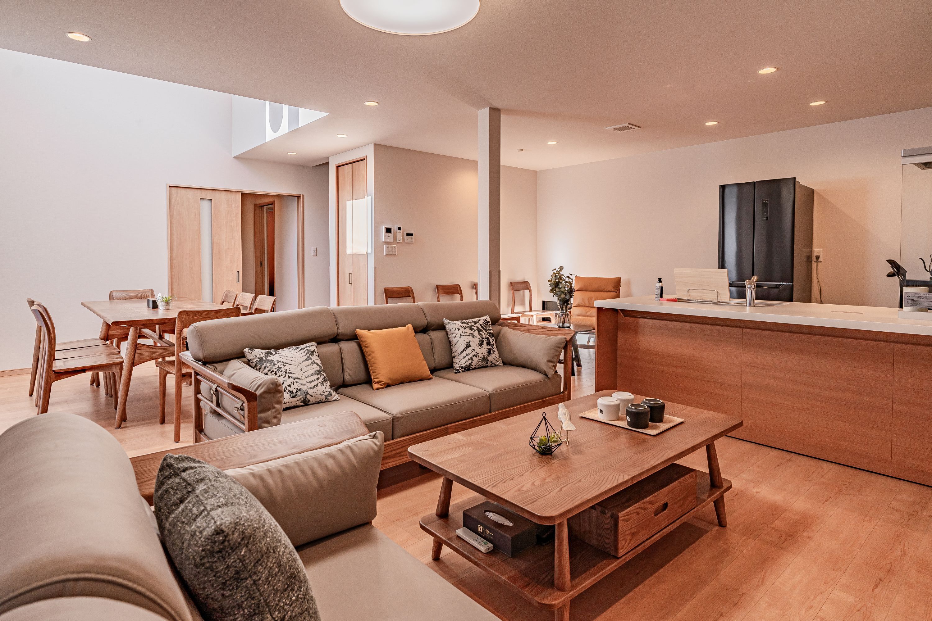 Family Suite, City View | Living area