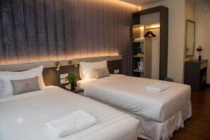 Deluxe Double or Twin Room - 707 Crowns by Host Platinum (Taman Kota Laksamana Jaya)