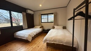 Ảnh chưa phân loại, 2 trong số 46 ảnh, nút