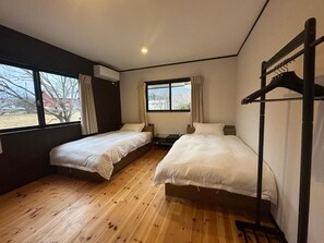 Ảnh chưa phân loại, 2 trong số 46 ảnh, nút