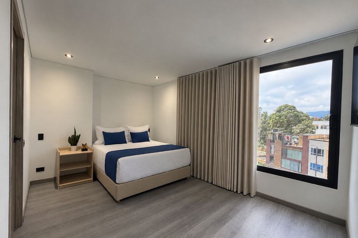 Deluxe Double Room | Premium bedding, down comforters, minibar, desk
