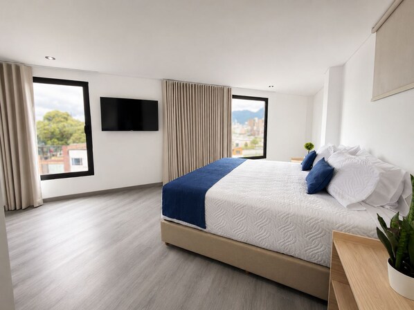 Junior Room, City View | Premium bedding, down comforters, minibar, desk - Hotel Embajada 47 (Bogota)