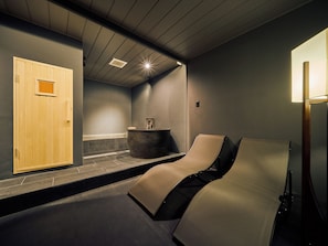 Spa - Entire Building Rental in the Tsutenkaku/Shinsekai Area | "Recharge" in a Private Sauna & Cold Plunge Pool | Accommodates up to 12 People (大阪市)
