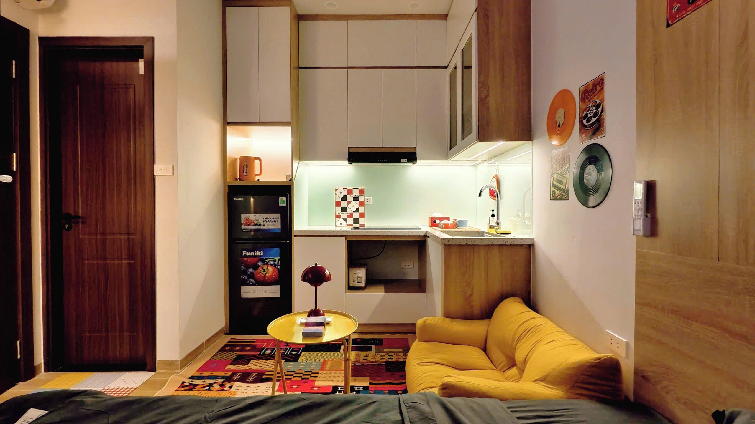 Standard Apartment, Non Smoking, Private Bathroom | Interior