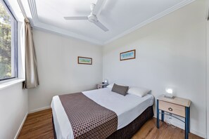 Room - Marina Views at Airlie 10H (Airlie Beach)