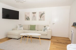 Living area - Vrbo Property (Hann. Münden)