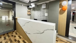 Deluxe Double Room, City View | Lobby