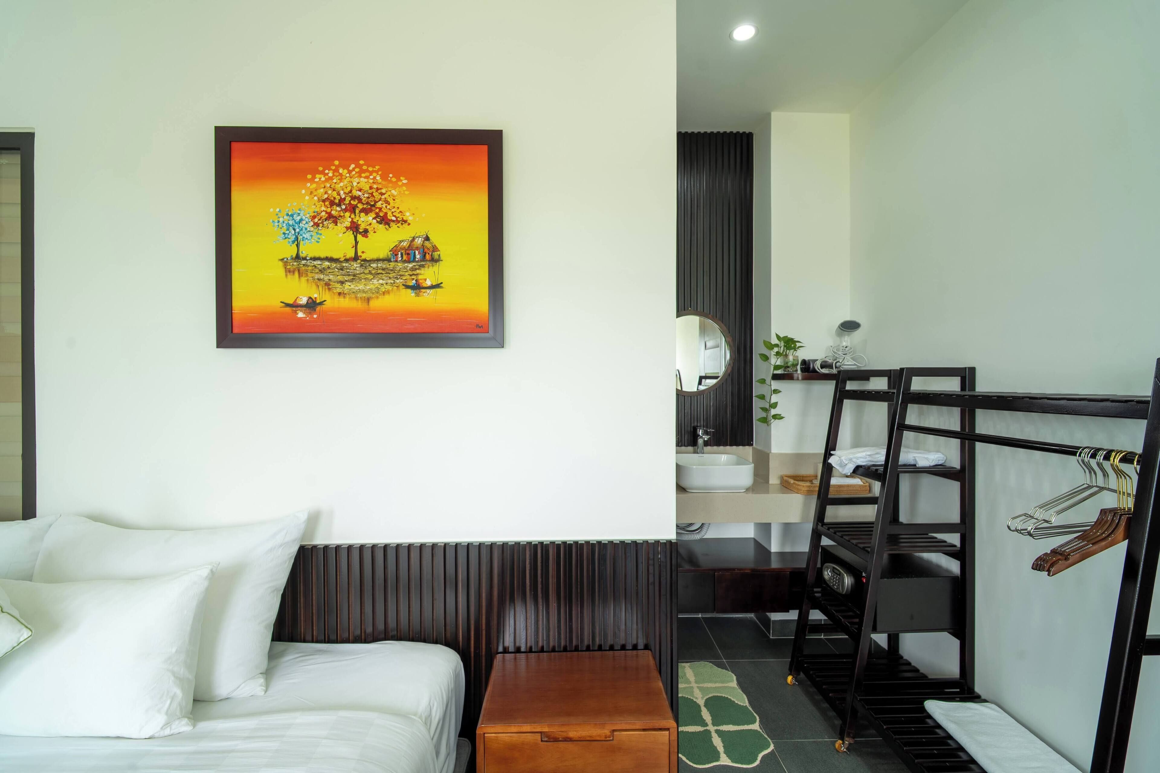 Literie de qualité supérieure, matelas mémoire de forme, minibar