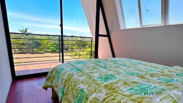 Tabla de planchar con plancha, Internet, ropa de cama