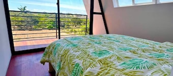 Serene 4-bedroom house perfect for relaxing stays in Lambayeque