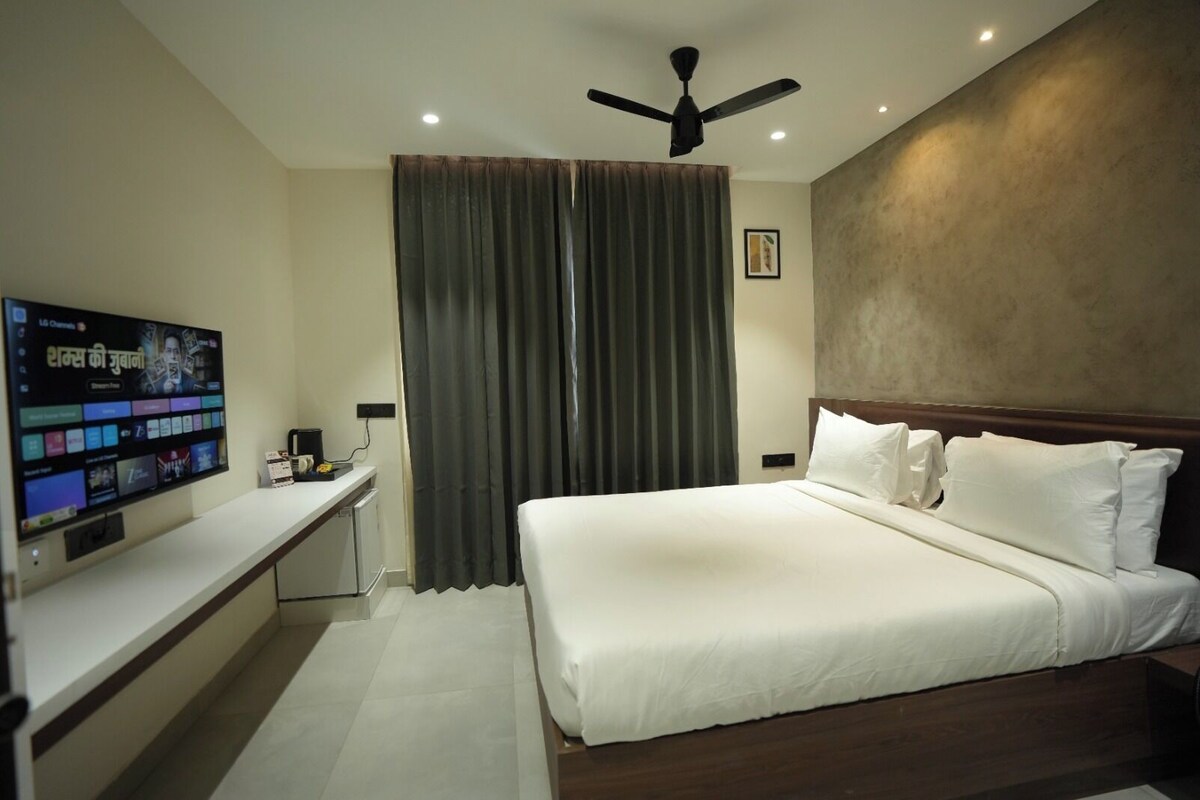 Quarto superluxo | Ferros/tábuas de passar roupa, Wi-Fi de cortesia