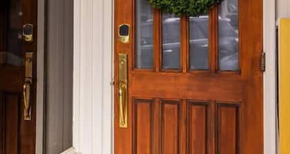 Suite 1 · Historic Snohomish 1st St