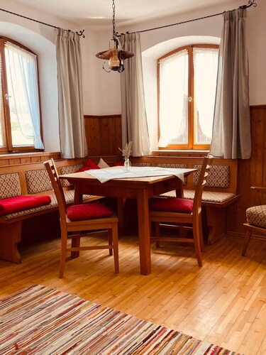 Ferme « Niederbleick » avec vue sur la montagne, jardin partagé et Wi-Fi