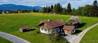 Apartment 'Bertl' with Mountain View, Balcony and Wi-Fi