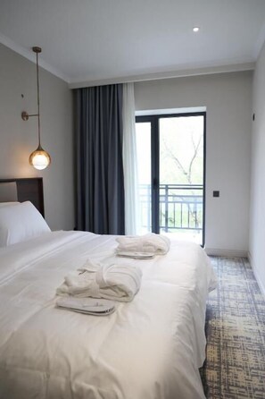 Deluxe tweepersoonskamer, balkon, uitzicht op stad