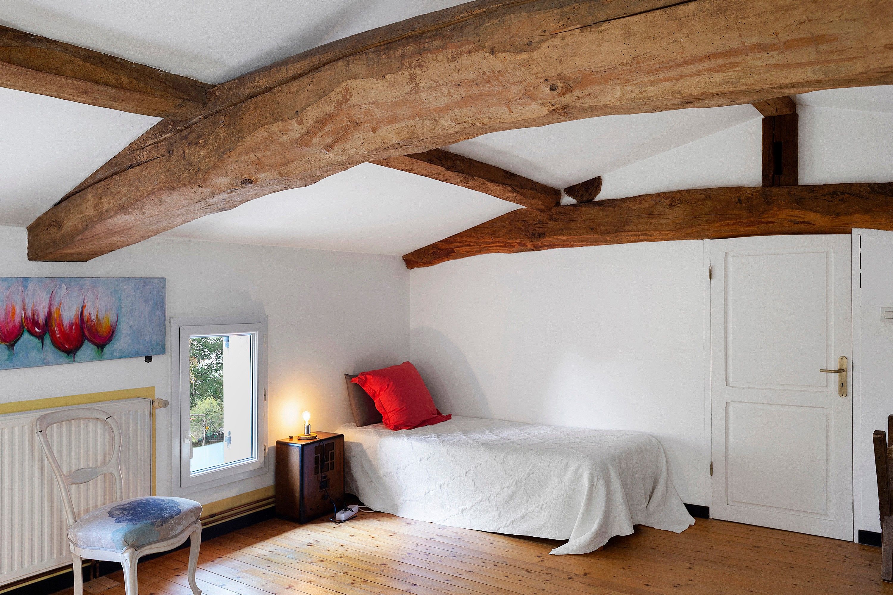 3 slaapkamers, een strijkplank/strijkijzer, wifi, beddengoed