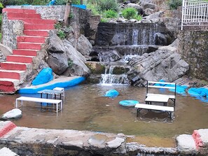 Dining - Paradise Valley The Bubbling Brooks (Kasauli)