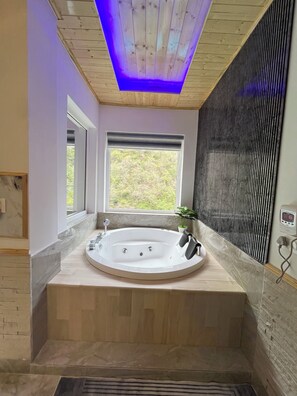 Bathroom - Paradise Valley The Bubbling Brooks (Kasauli)